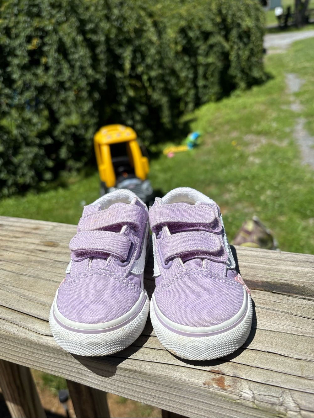Vans Kids Lilac Canvas Velcro Sneakers